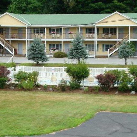 Ludlow Colonial Motel Экстерьер фото